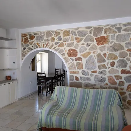 Vounali Stone House Holiday home Parasporos