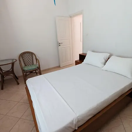 Vounali Stone House Holiday home Parasporos
